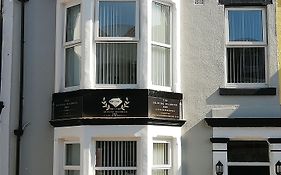 Trianon Guest House